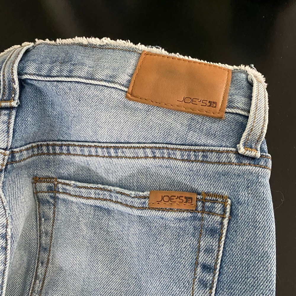 Never worn perfect condition Joe jeans